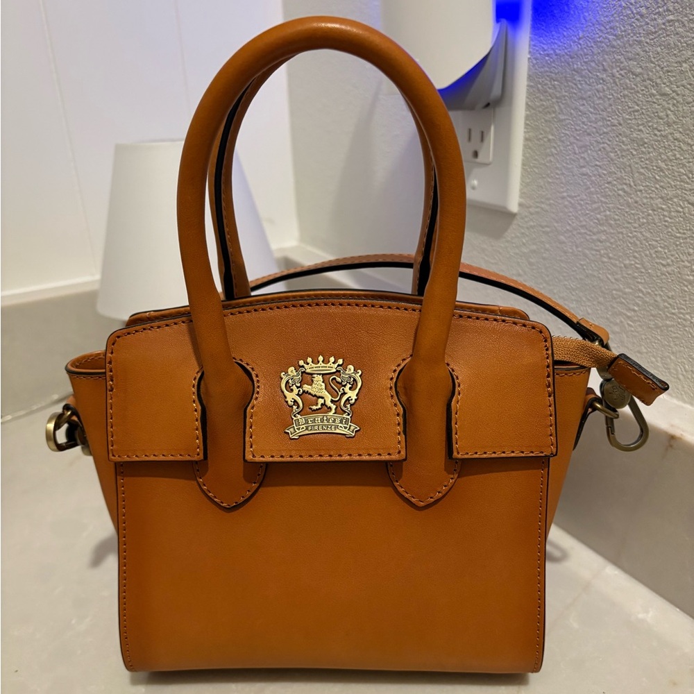 Tan Crossbody Bag with Structured Design and Metal Hardware